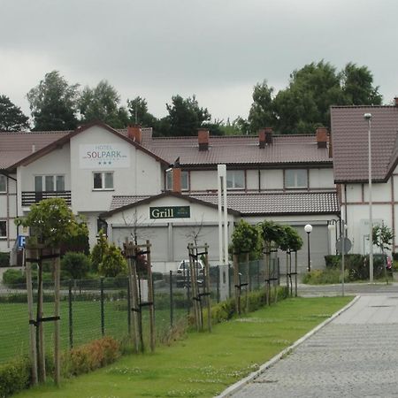 Hotel Solpark Kleszczów Екстериор снимка