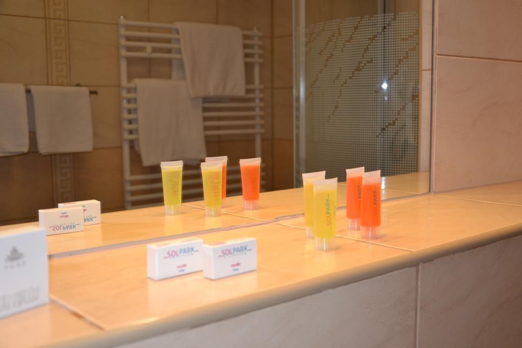 Hotel Solpark Kleszczów Стая снимка
