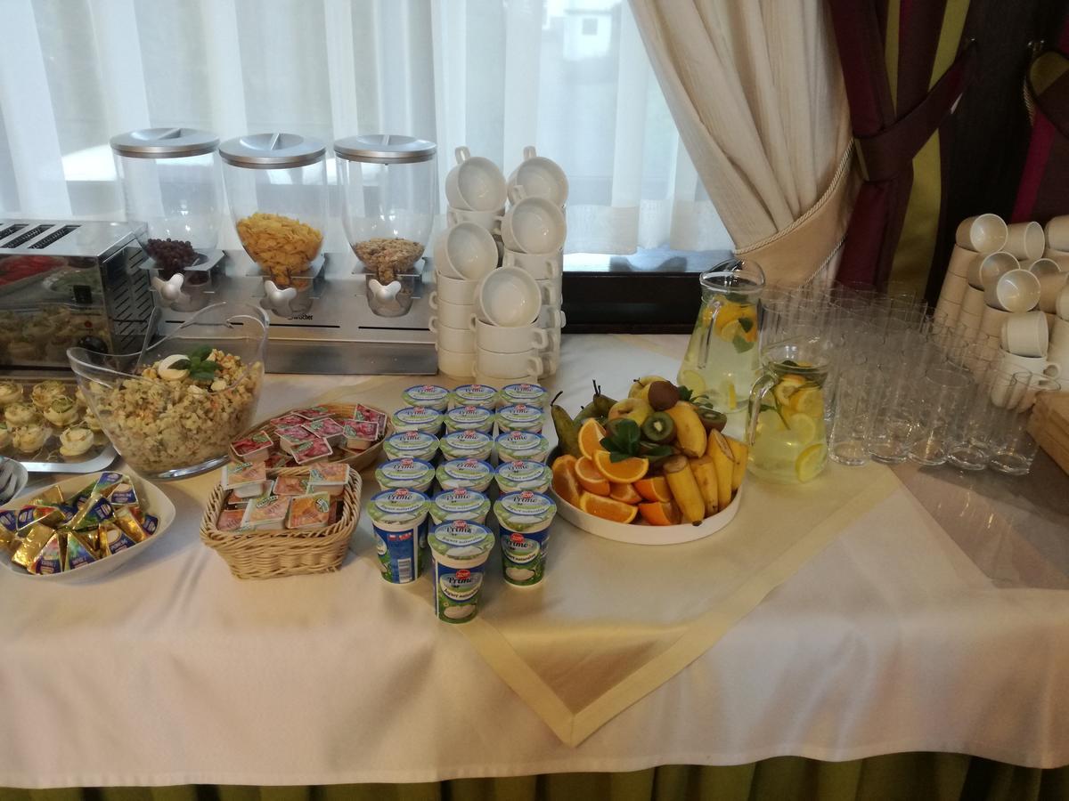 Hotel Solpark Kleszczów Екстериор снимка